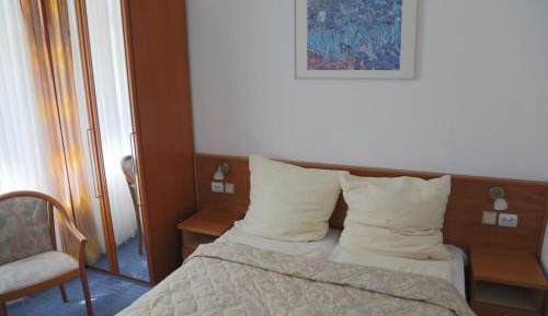 Double Room with Bathroom