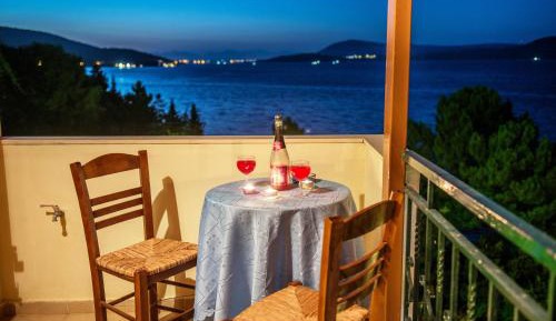 Studio (2 Adults) with Sea View