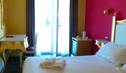 Superior Double or Twin Room with Balcony and Lake View