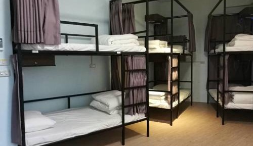 Bed in 6-Bed Mixed Dormitory Room