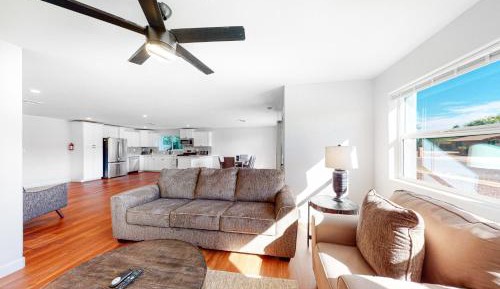 Four bedroom holiday home 