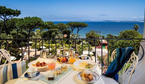 Deluxe Double or Twin Room with Sea View