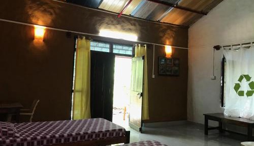 Double or Twin Room with Shower