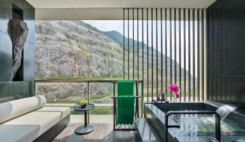 Double Room with Mountain View