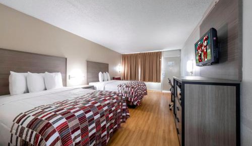 Deluxe Room with Two Double Beds Smoke Free