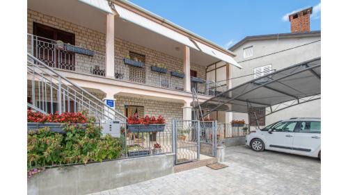 One Bedroom Apartment with Terrace