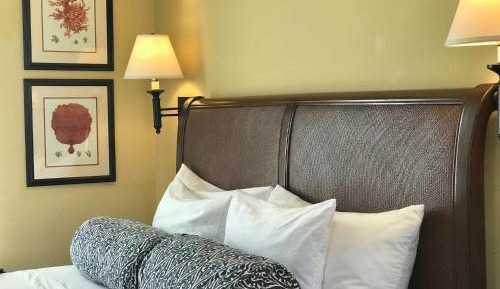  Deluxe King with Balcony