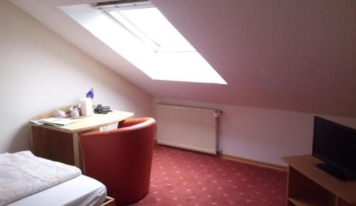 Single Room - Non-Smoking