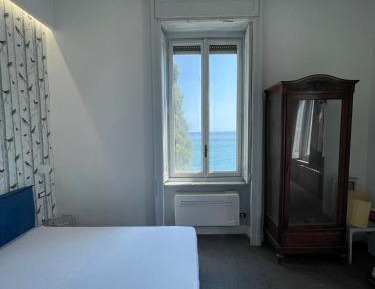 Deluxe Double Room with Sea View