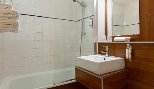 Triple Room with Three Single Beds