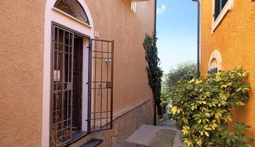 Three-Bedroom Superior Apartment