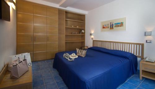 Luxury Double Room with Frontal Sea View