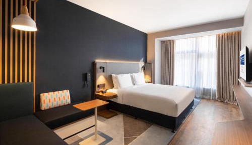 Standard King Room
