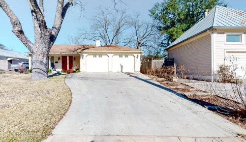One Bedroom Apartment