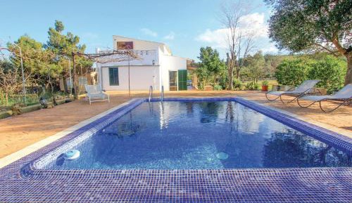 Two-Bedroom Holiday Home