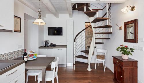 Apartment - Split Level