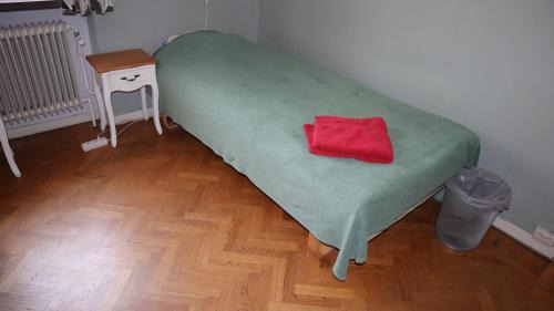 Standard Single Room with Shared Bathroom