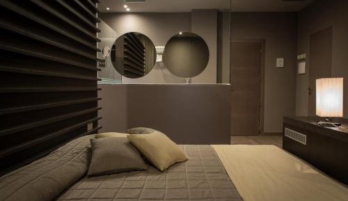 King Room with Spa Bath