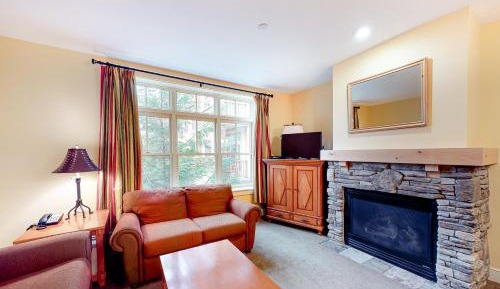 One Bedroom Apartment