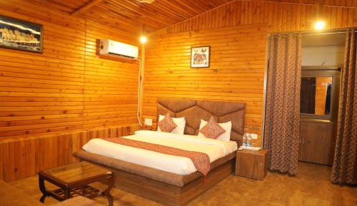 King Room with Mountain View