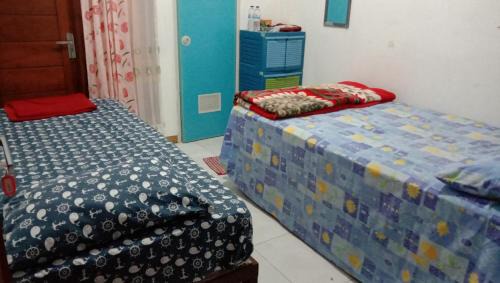 Twin Room with Shared Bathroom