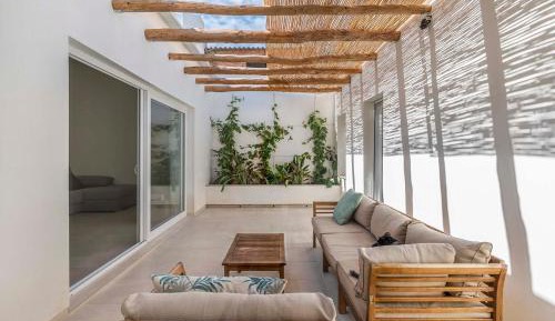 Three-Bedroom Townhouse