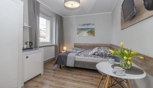 Twin Room with Private Bathroom