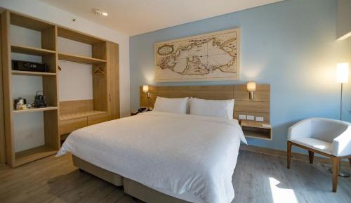 Standard King Room - Accessible