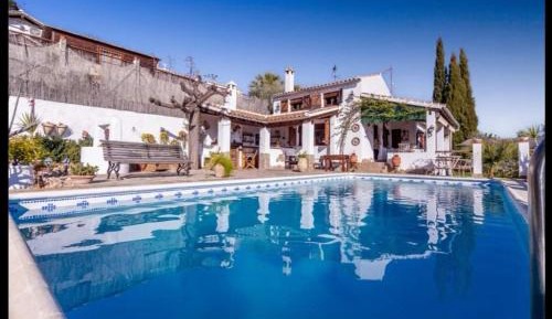 Three-Bedroom Townhouse