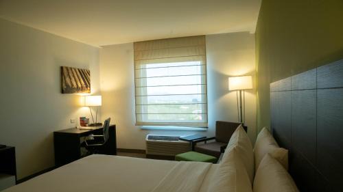 Deluxe Double Room with Two Double Beds