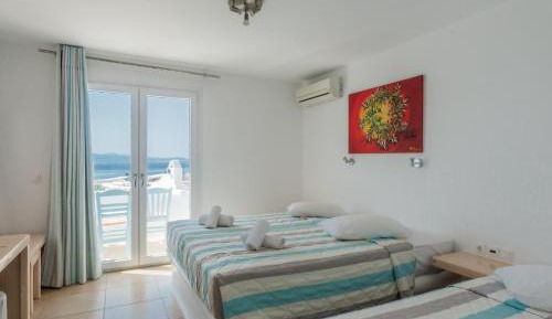 Superior Triple Room with Sea View