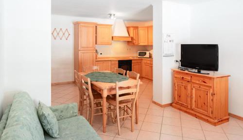 Two-Bedroom Apartment with 2 Bathrooms 