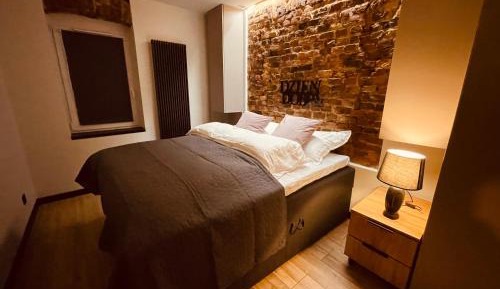 Deluxe King Suite