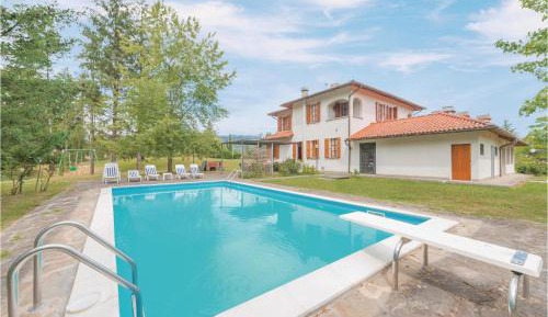 Four-Bedroom Holiday Home