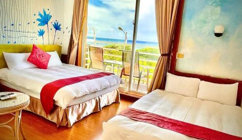 Double Room with Sea View and Bathtub