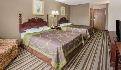 Queen Room with Two Queen Beds - Non-Smoking