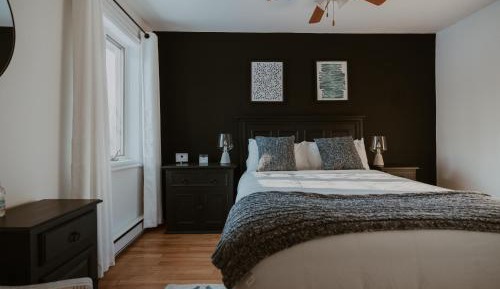 Queen Room
