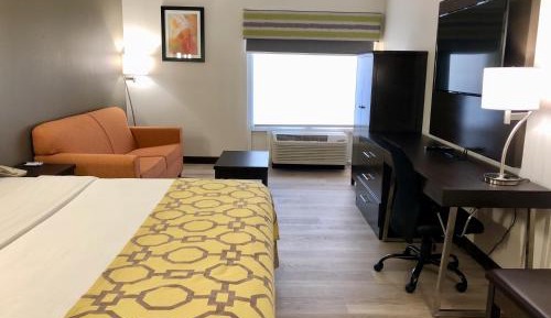 King Studio Suite - Non-Smoking