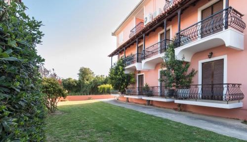 Double Room with Balcony (3 Adults)