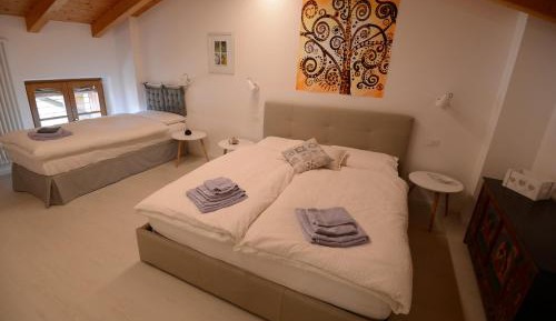 Triple Room with Private Bathroom