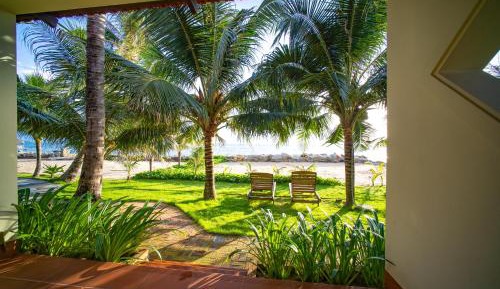 Villa - Beach Front