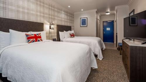 Queen Room with Two Queen Beds