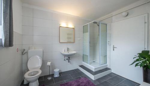 Deluxe Double Room with Shower