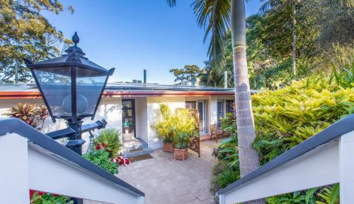 Mediterranean Room with Bath