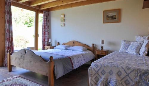 Double or Twin Room with Private Bathroom