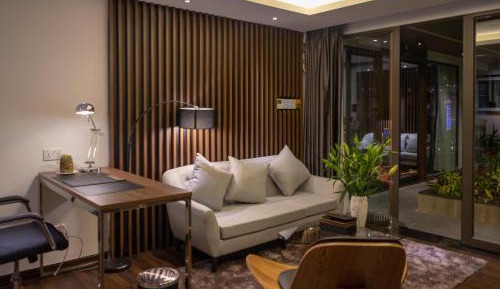 Junior Suite with Garden View