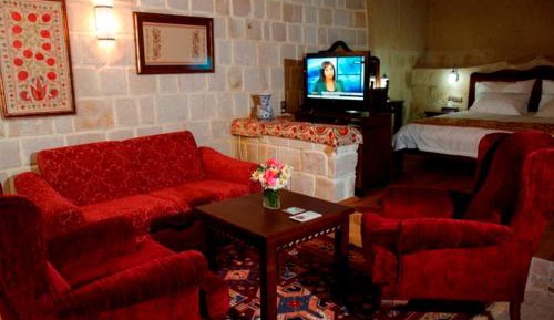 Deluxe Suite