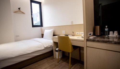 Single Room with Private Bathroom