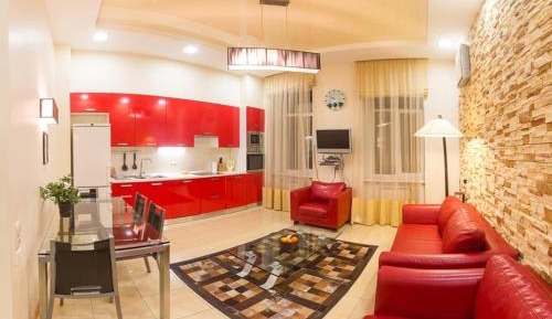 One-Bedroom Apartment - Khreschtatyk Street 10B