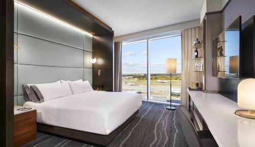 One-Bedroom Suite with Sofa Bed